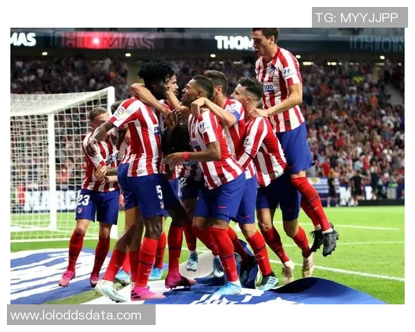 西甲精彩对决AC米兰逆转里昂红牌事件引发全场热议