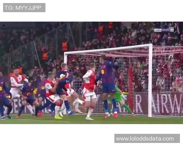 欧冠激战波尔图逆转AC米兰乌龙球成关键瞬间引发全场狂欢