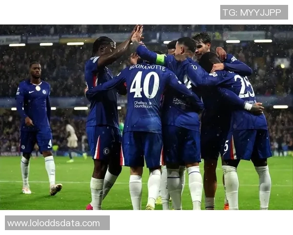 欧冠经典对决：拜仁绝杀利物浦全场沸腾瞬间回顾与战术解析