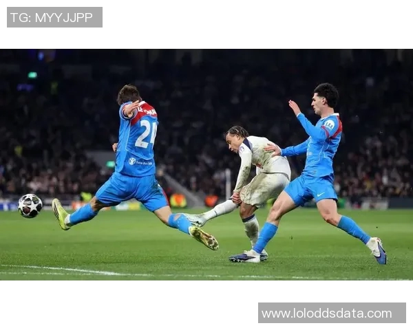 中超热刺与马竞激战成平局意外结果引发全场热烈讨论